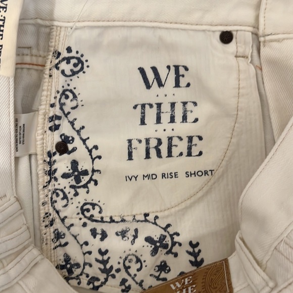NWT Free People We The Free Ivy Mid Rise Short - Picture 8 of 8